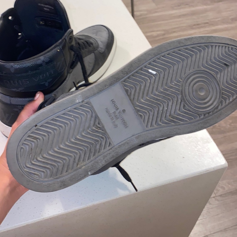 COPY - MENS LOUIS VUITTON RIVOLI SNEAKER BOOT - Picture 5 of 8